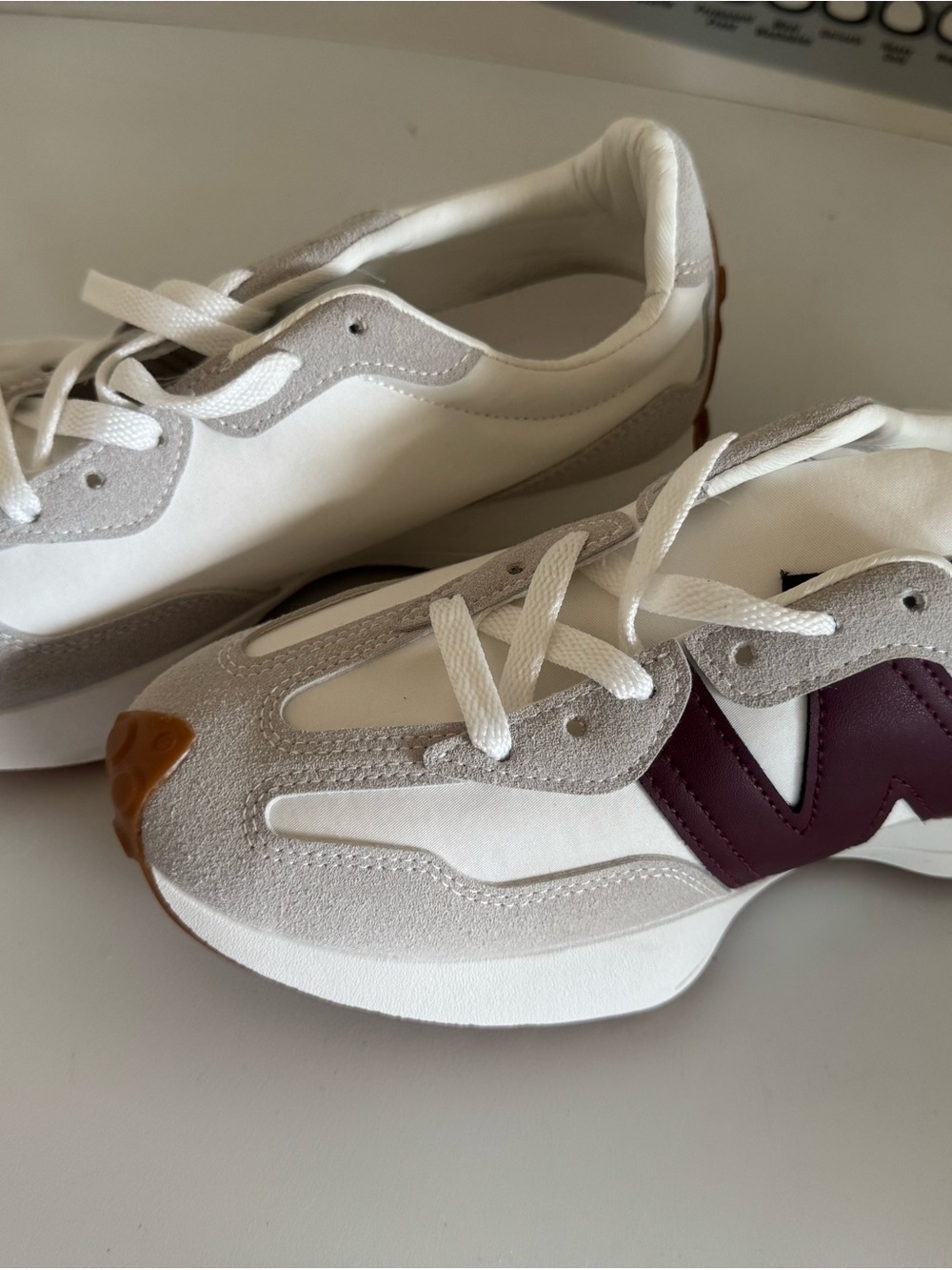 Look alike NEW BALANCE sneakers burgundy, grey, white size 8 women